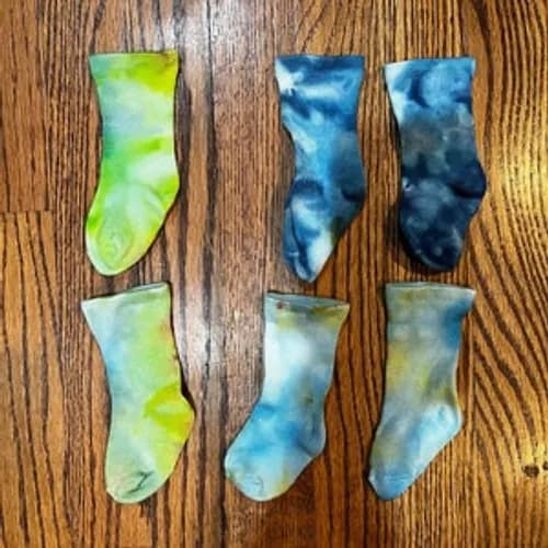 Herbal Dyed Baby Socks — Pair alternate view